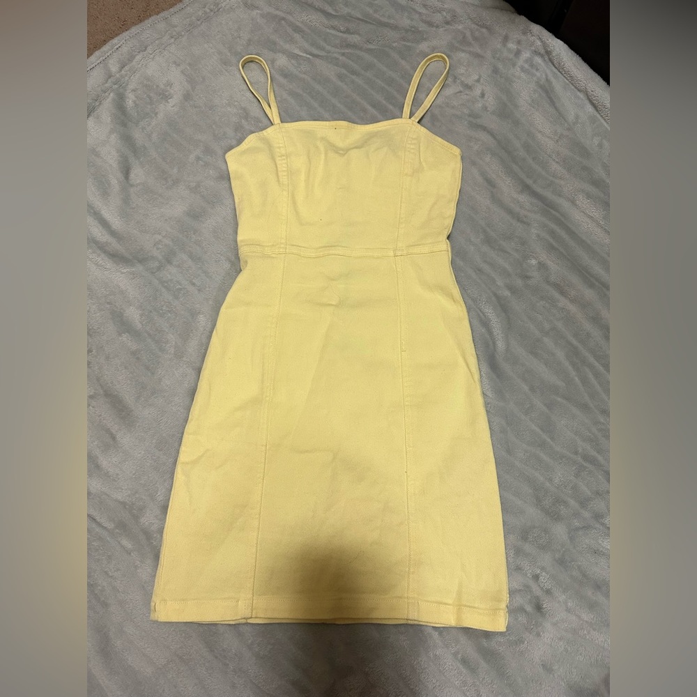 Yellow H&M dress